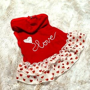 Dog dress with hearts